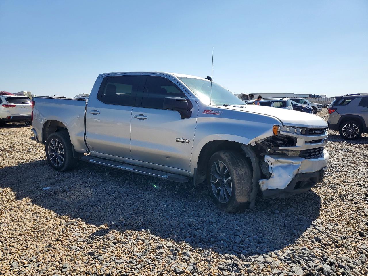 2021 CHEVROLET SILVERADO K1500 RST — снимка 4