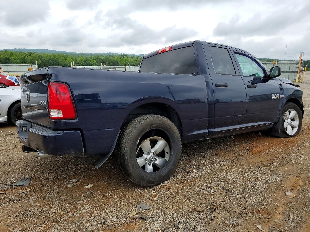2015 RAM 1500 ST — снимка 3