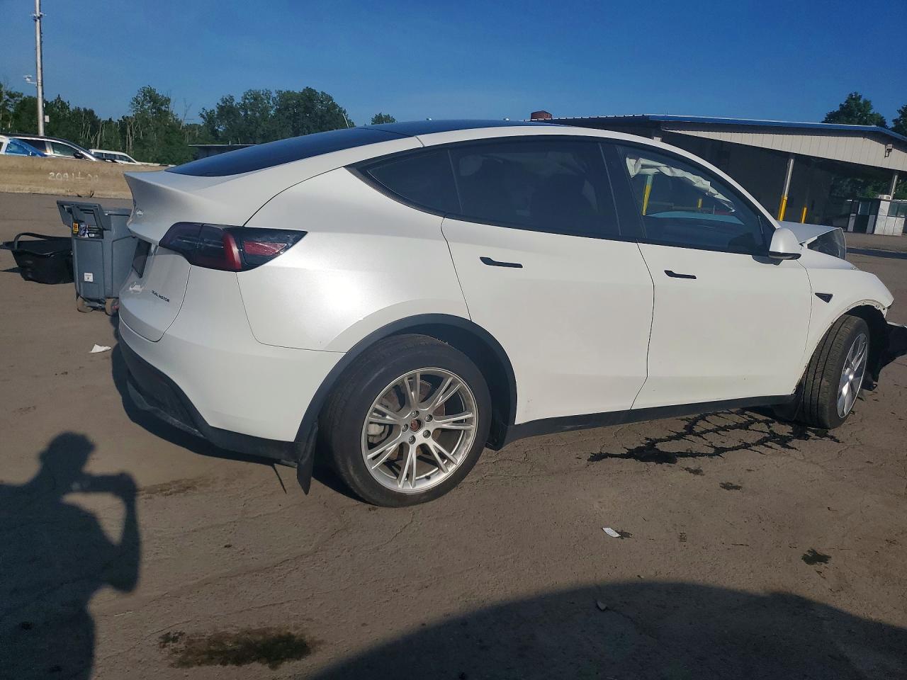 2023 TESLA MODEL Y — снимка 3
