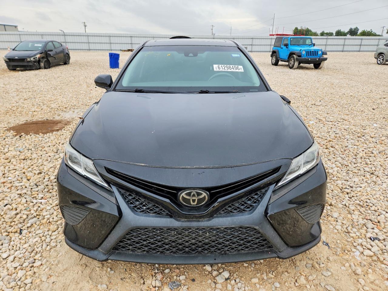 2018 TOYOTA CAMRY SE — снимка 5
