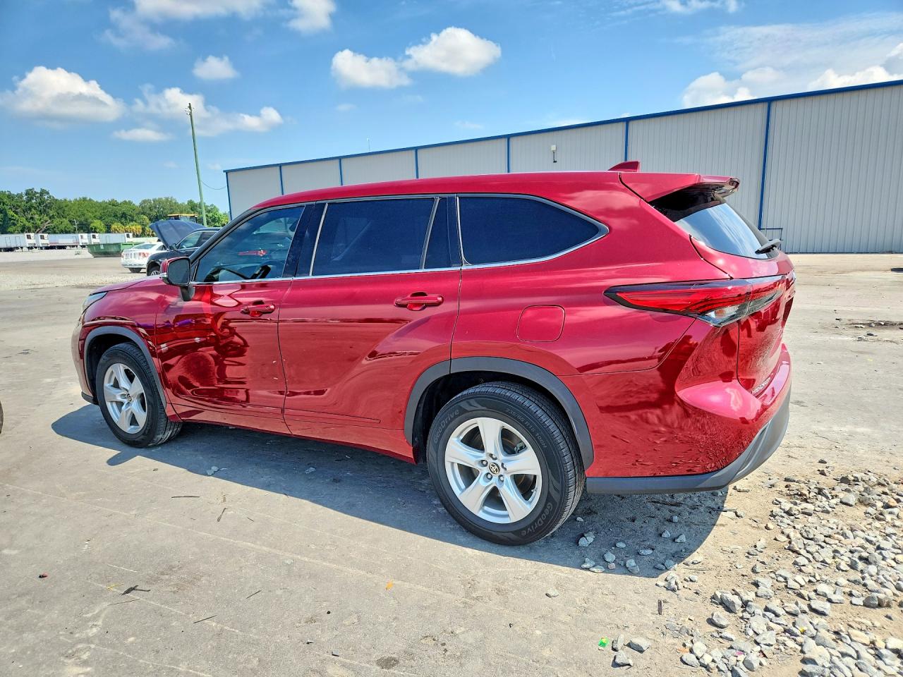 2020 TOYOTA HIGHLANDER LE — снимка 2