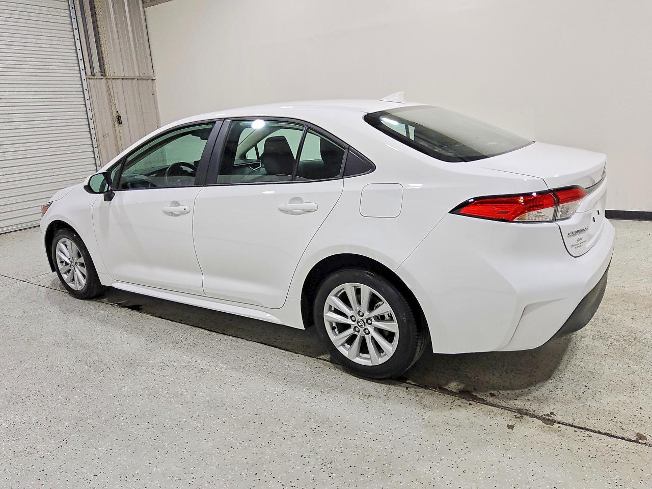 2026 TOYOTA COROLLA LE — снимка 2