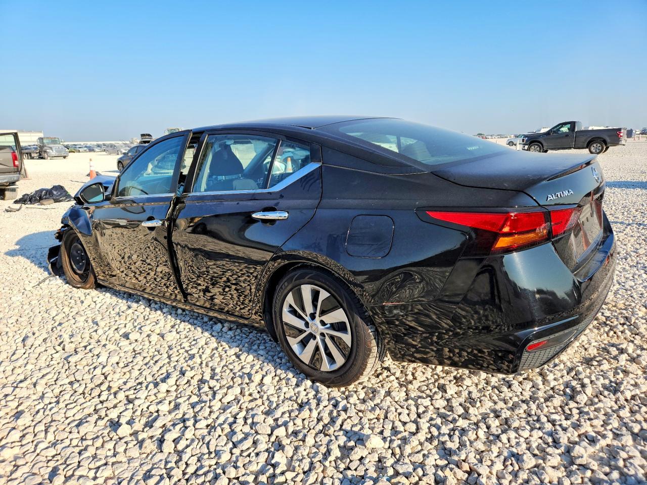 2021 NISSAN ALTIMA S — снимка 2