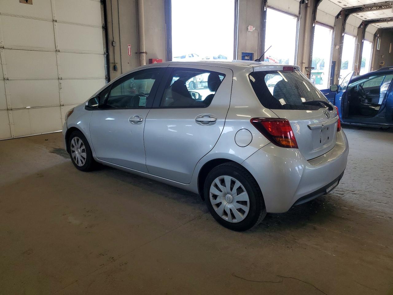 2016 TOYOTA YARIS 5-DOOR L — снимка 2