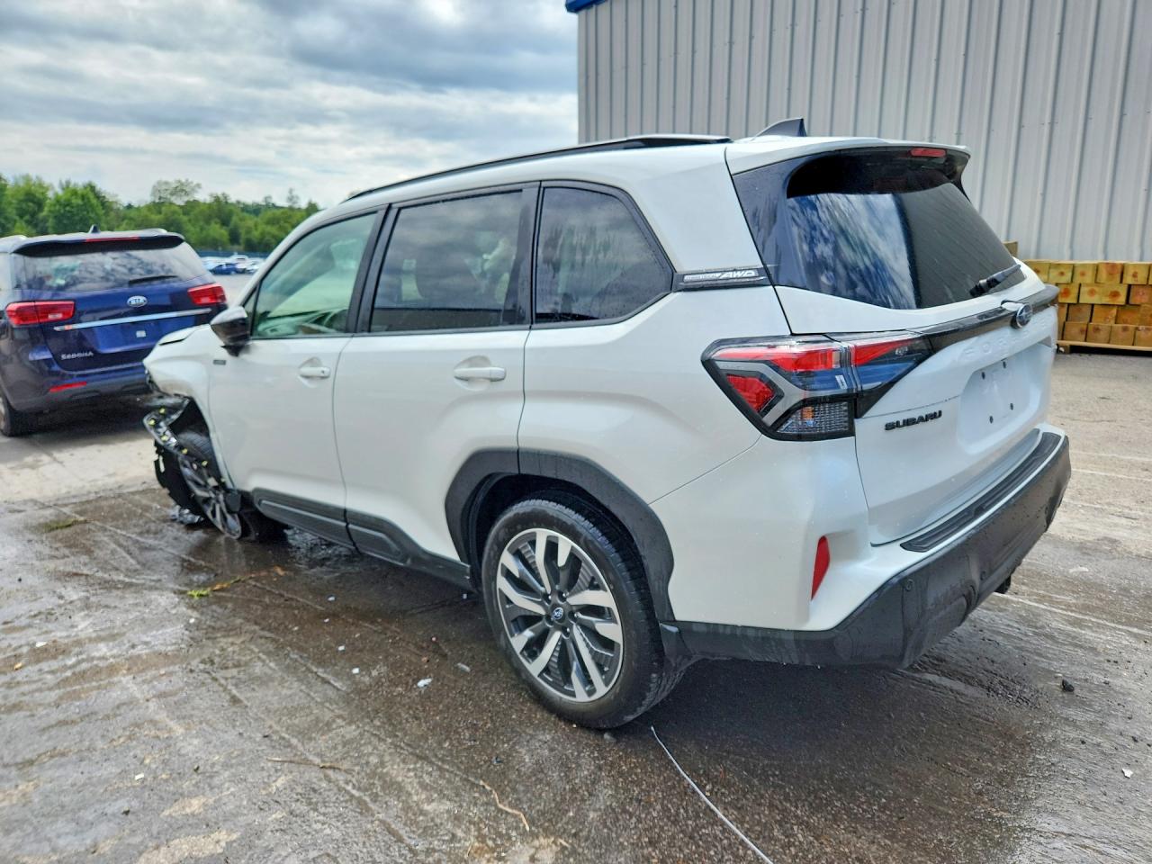 2025 SUBARU FORESTER TOURING — снимка 2