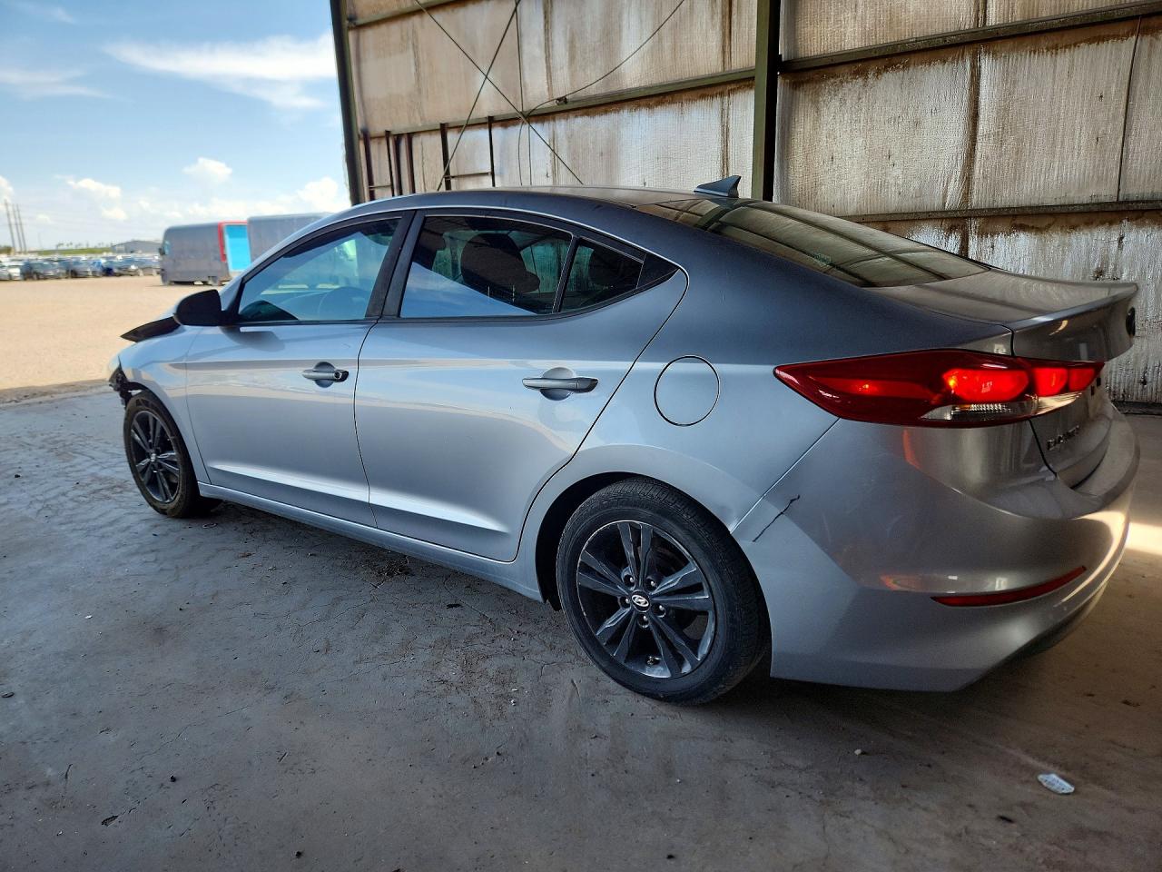 2017 HYUNDAI ELANTRA SE — снимка 2