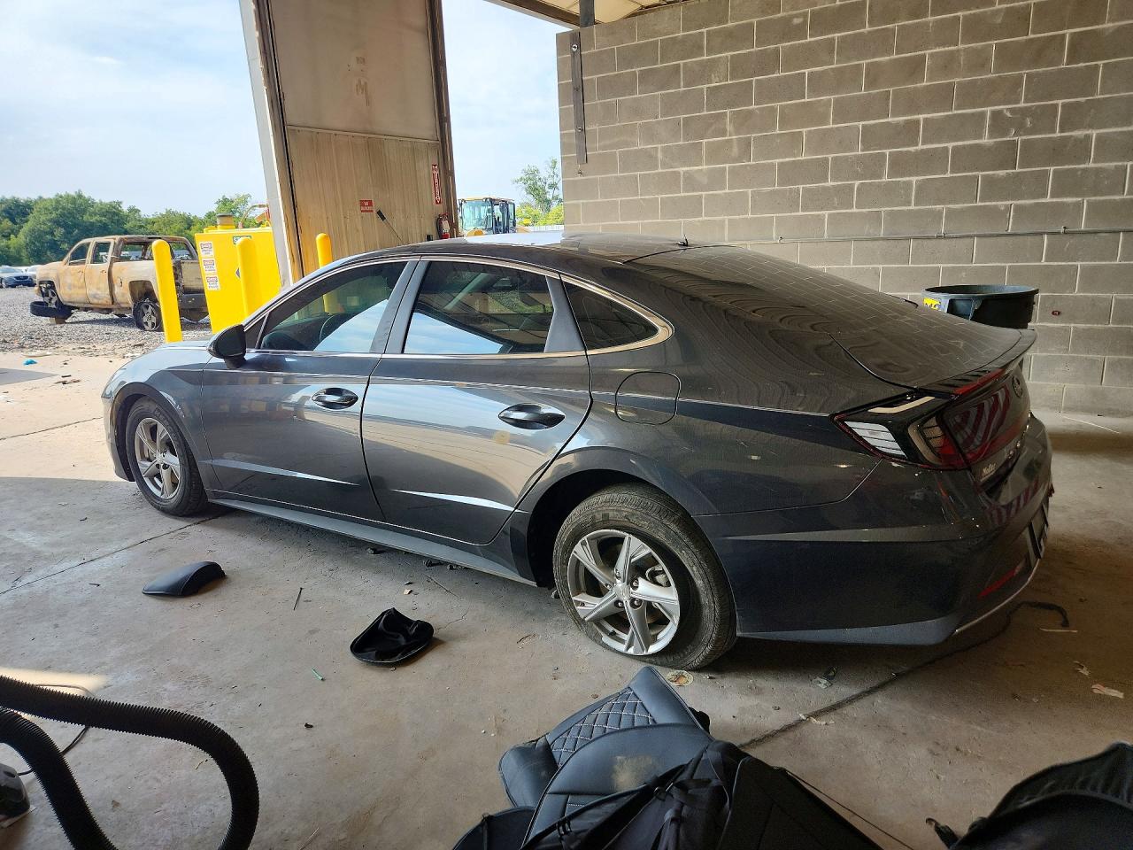 2022 HYUNDAI SONATA SE — снимка 2