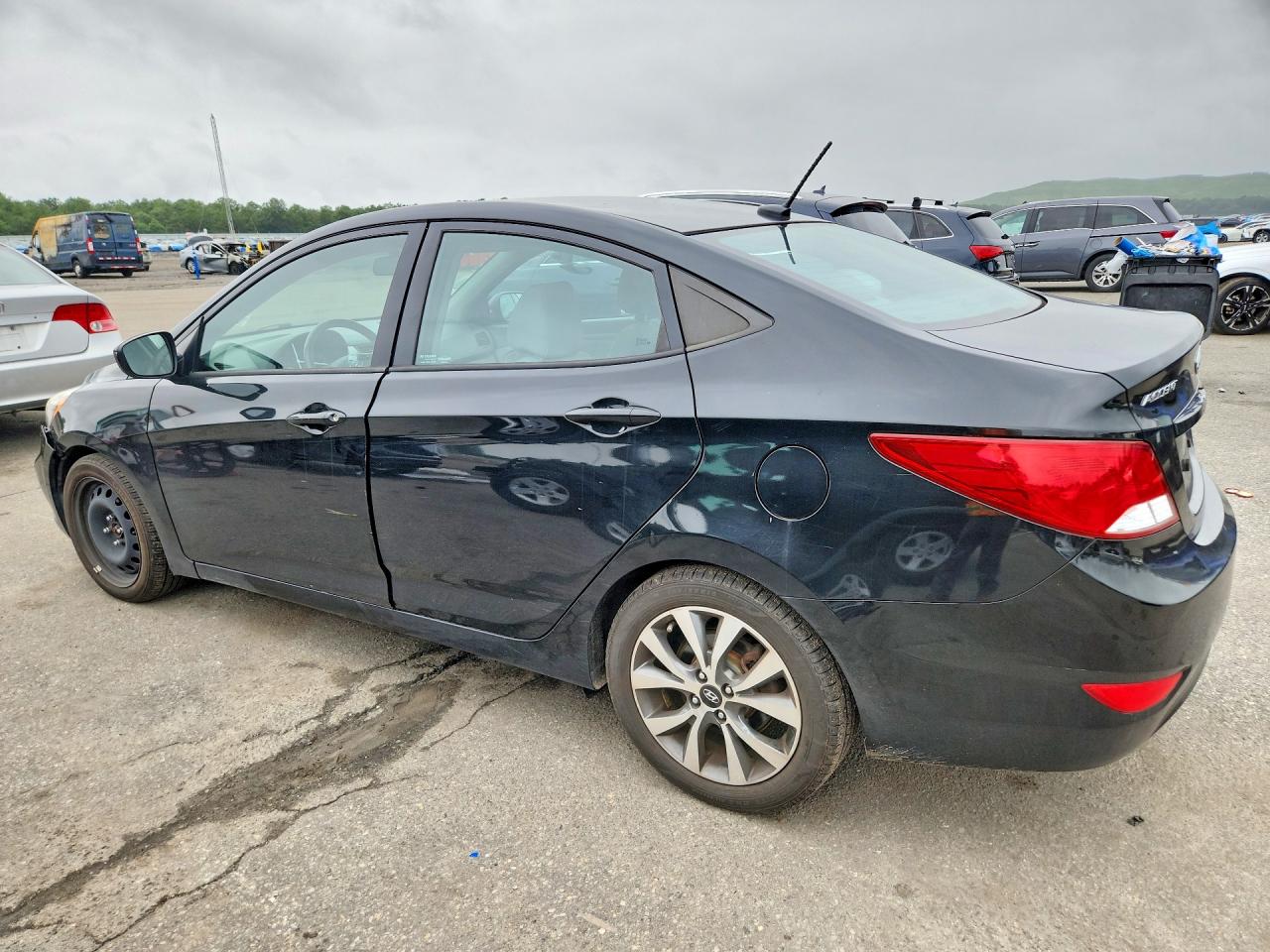 2017 HYUNDAI ACCENT VALUE EDITION — снимка 2
