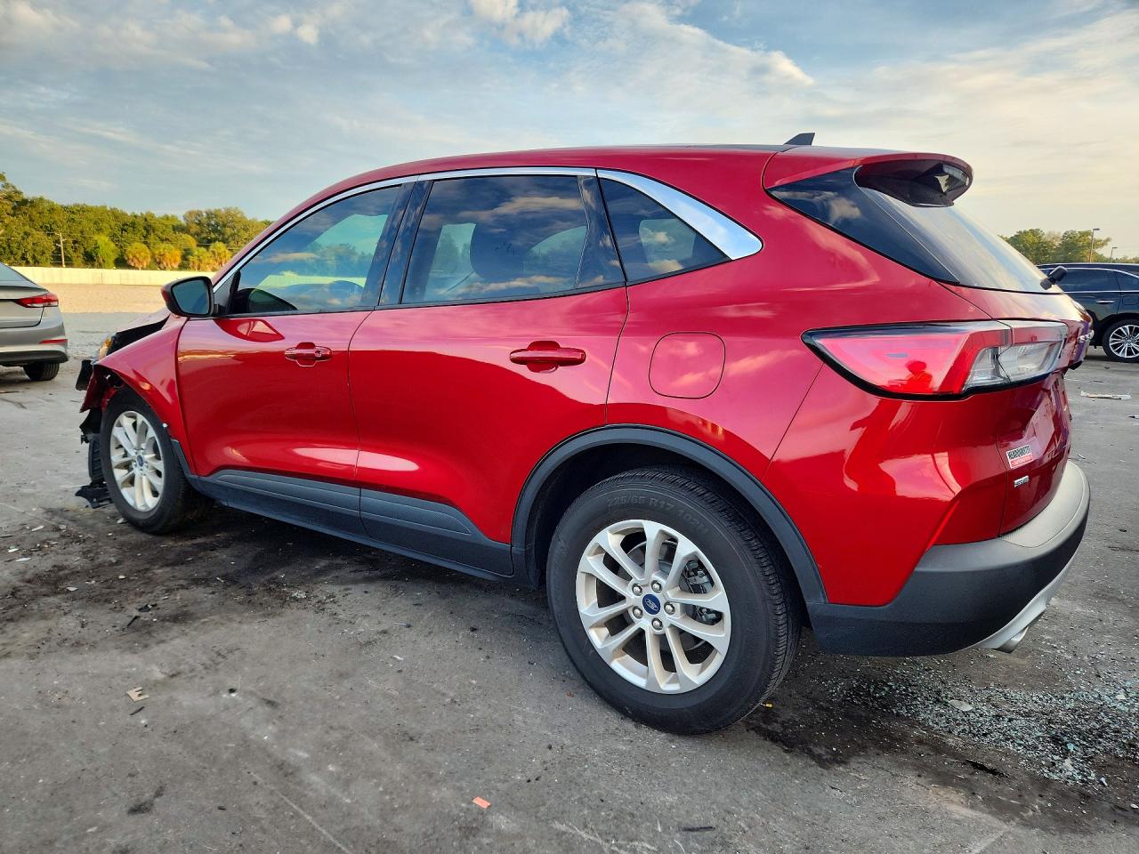 2020 FORD ESCAPE SE — снимка 2