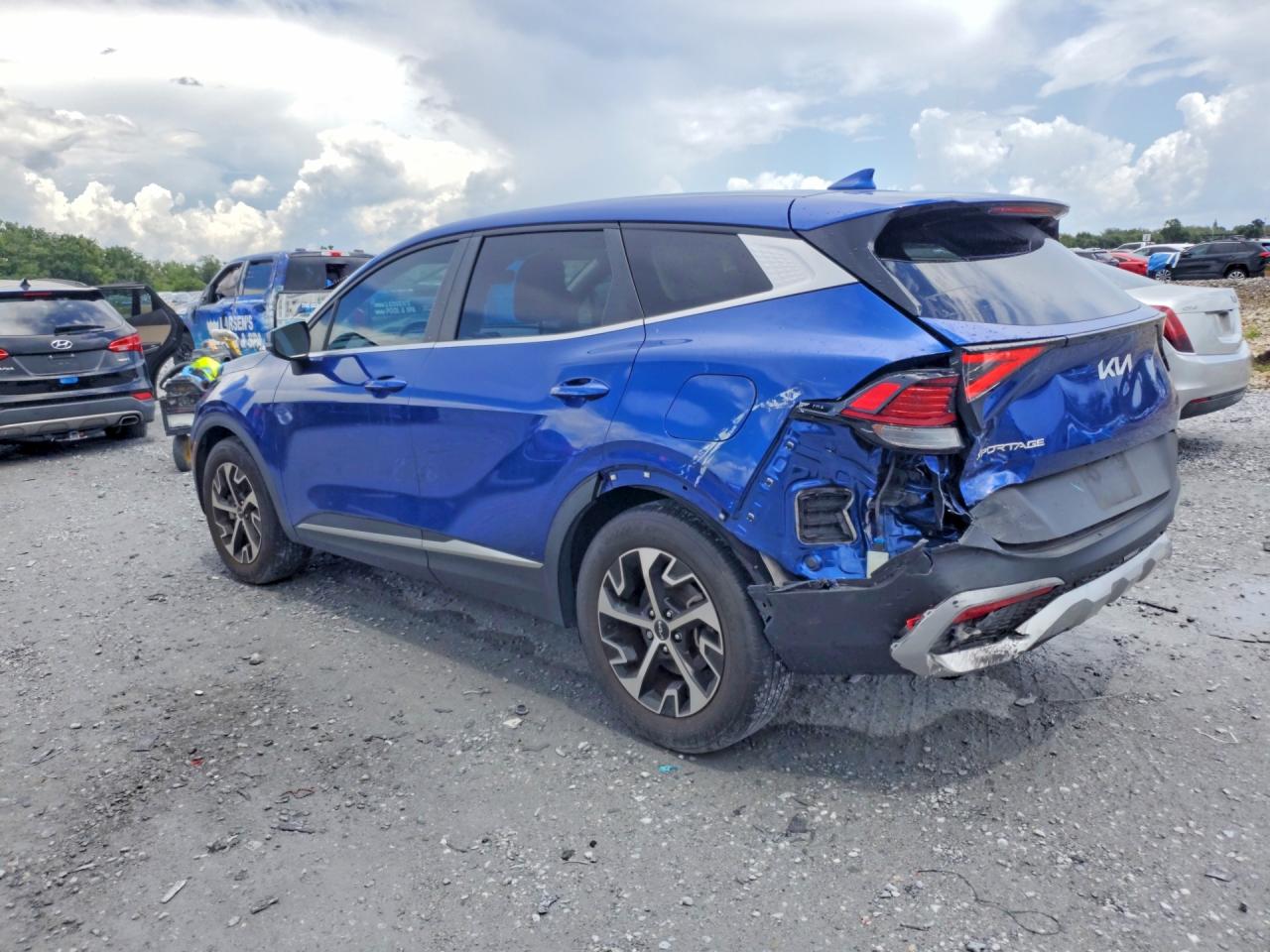 2023 KIA SPORTAGE EX — снимка 2