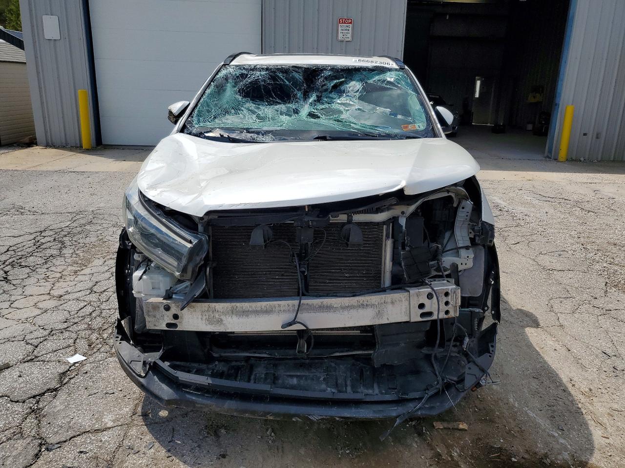2019 TOYOTA HIGHLANDER SE — снимка 5