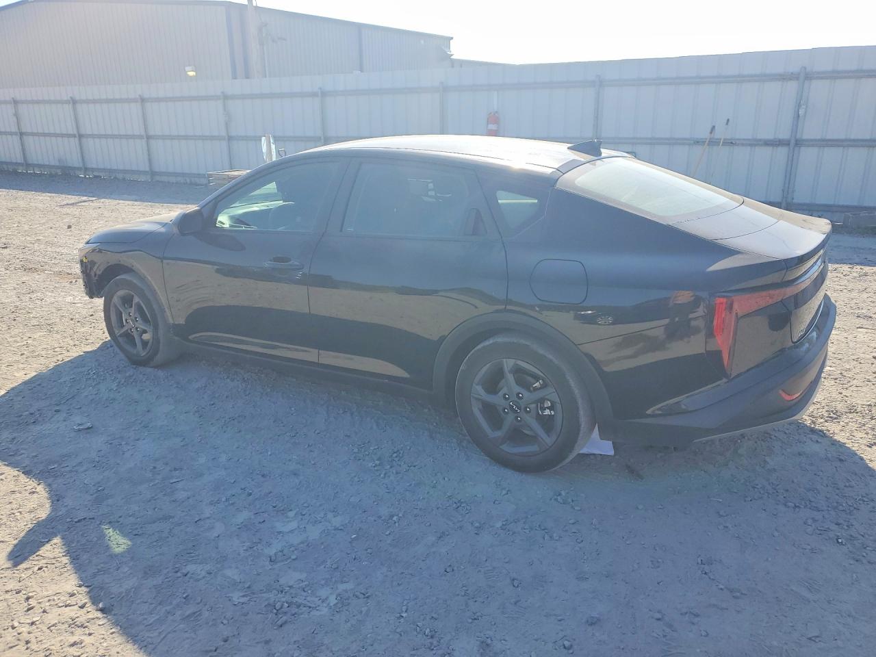 2025 KIA K4 LXS — снимка 2