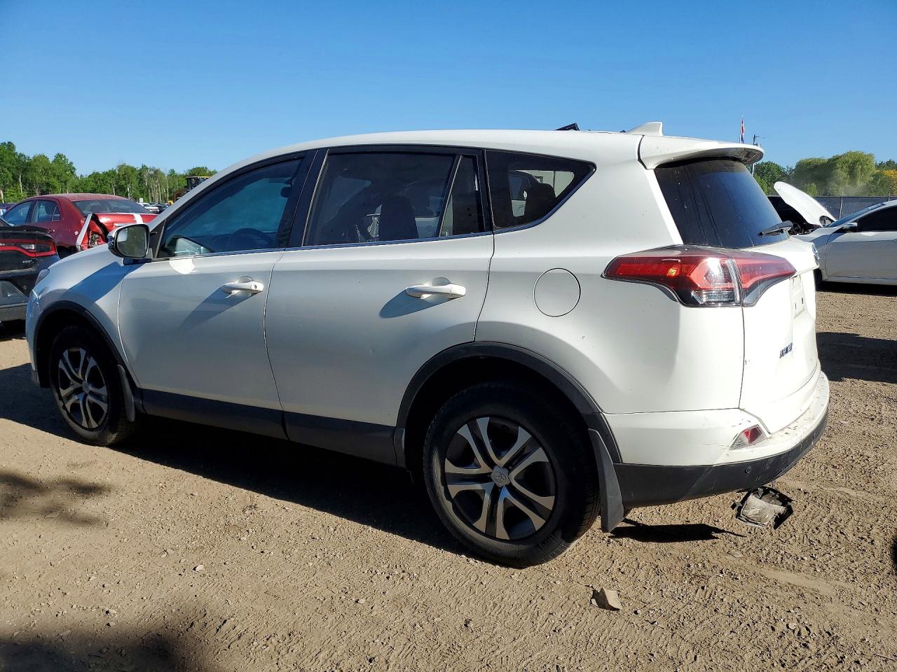 2016 TOYOTA RAV4 LE — снимка 2