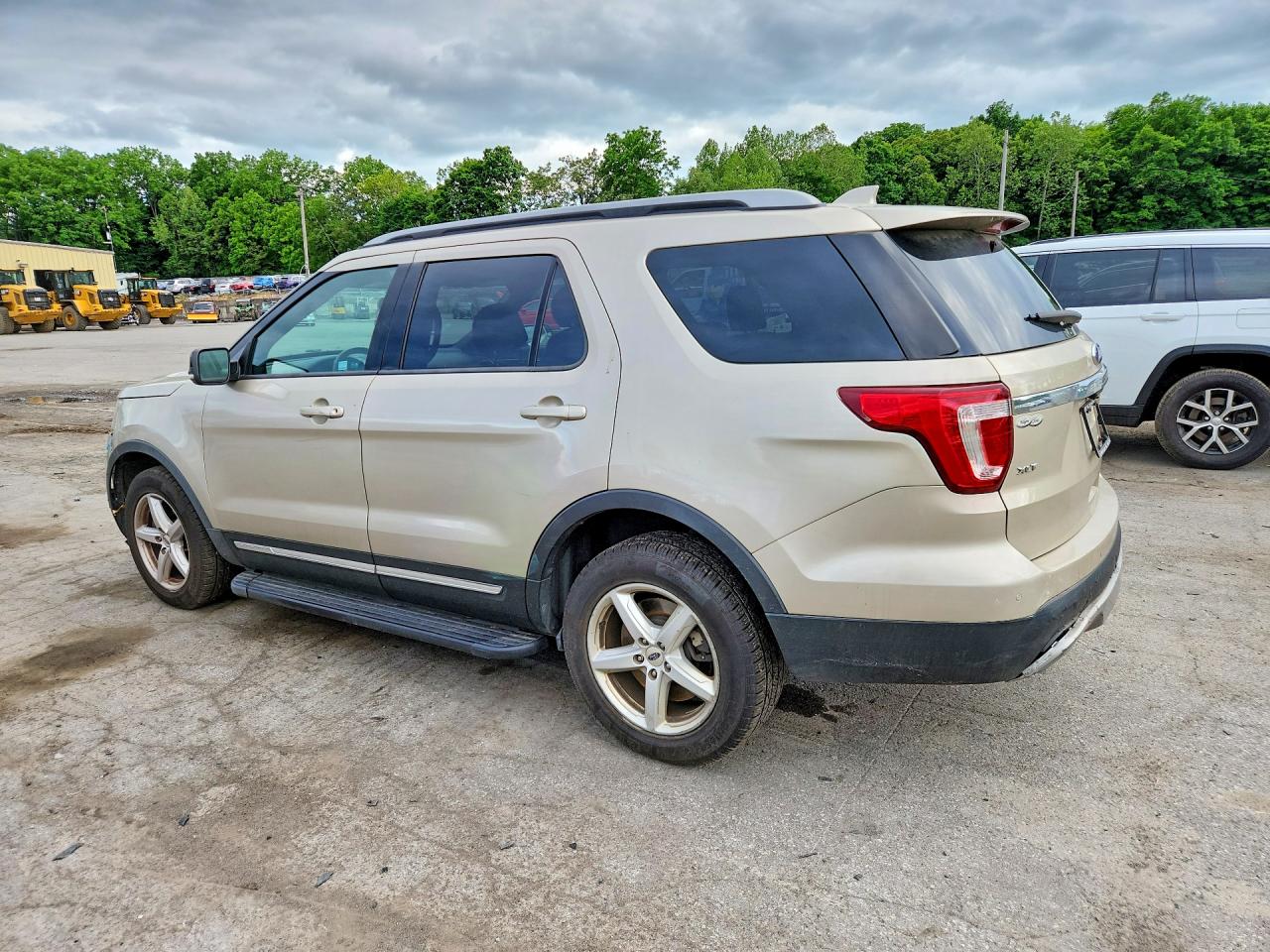 2017 FORD EXPLORER XLT — снимка 2