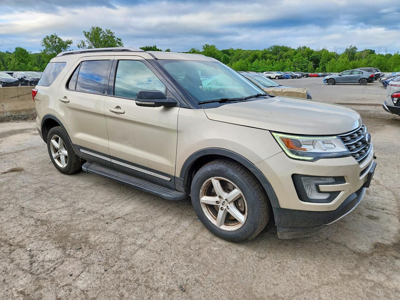 2017 FORD EXPLORER XLT — снимка 4