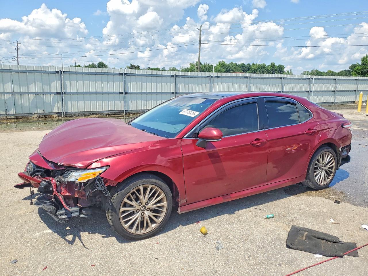 2018 TOYOTA CAMRY XLE