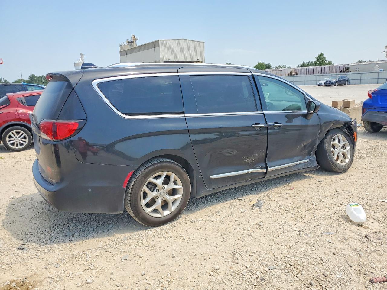 2020 CHRYSLER PACIFICA TOURING L PLUS — снимка 3