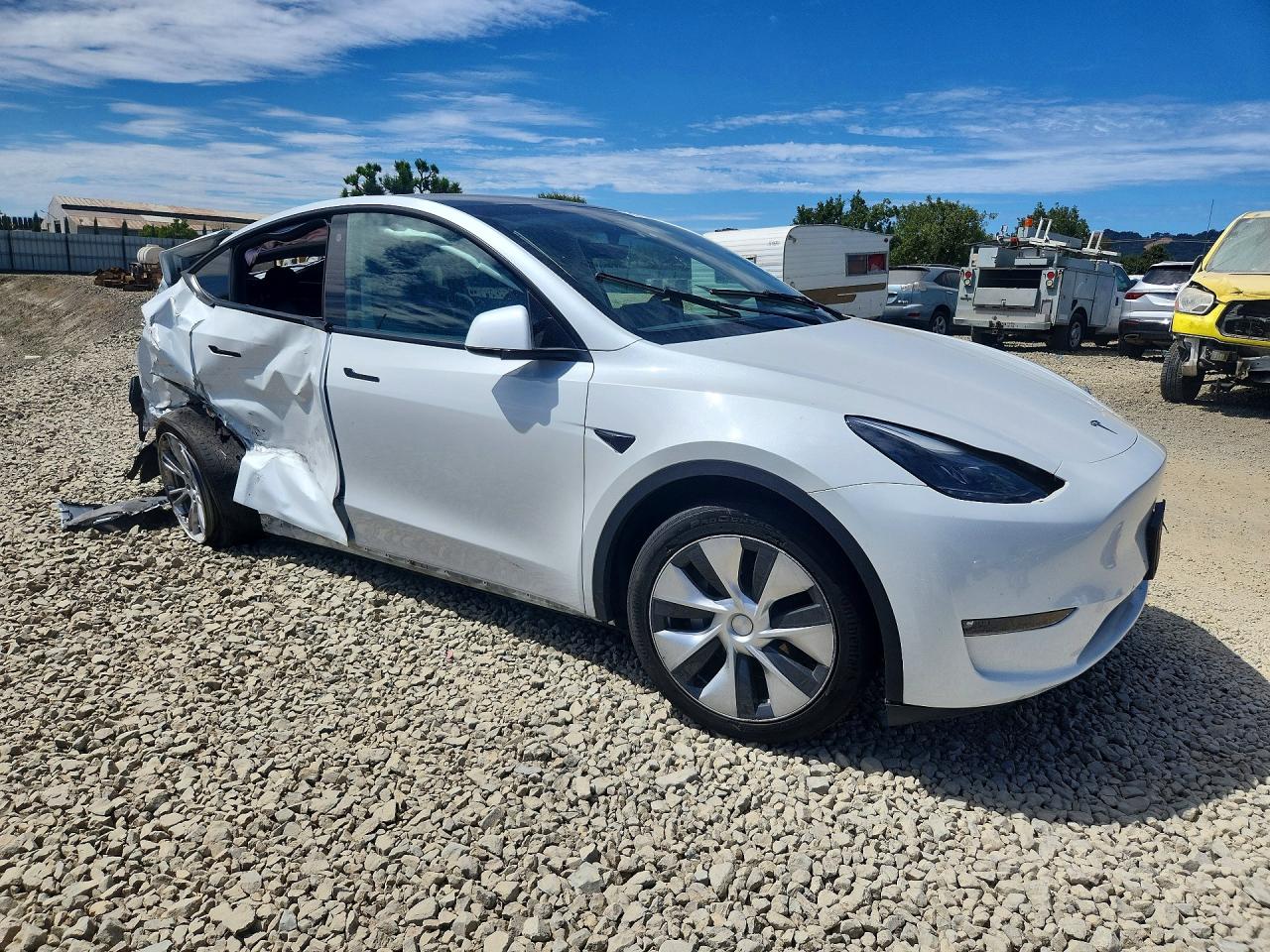 2023 TESLA MODEL Y — снимка 4