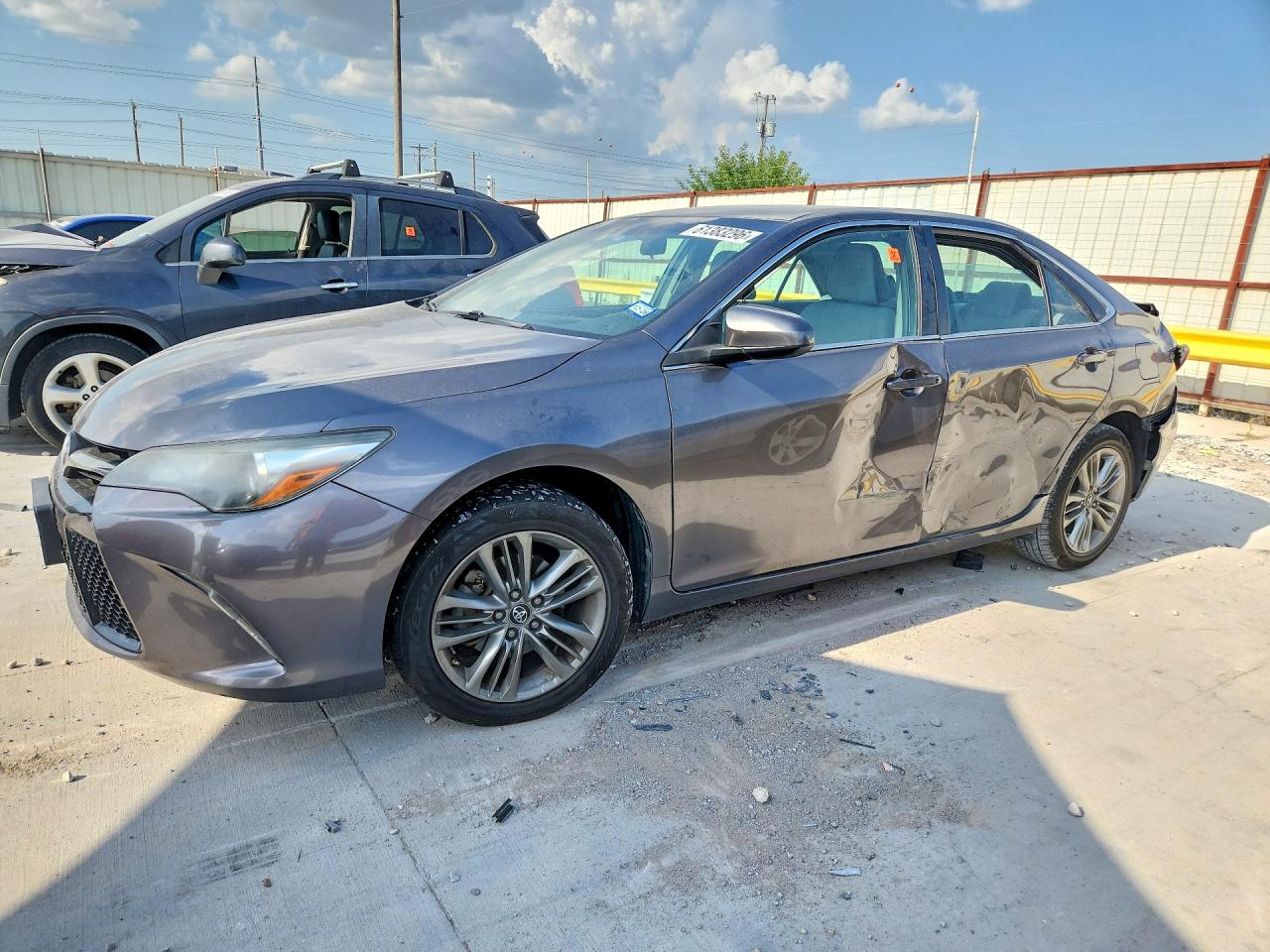 2017 TOYOTA CAMRY SE