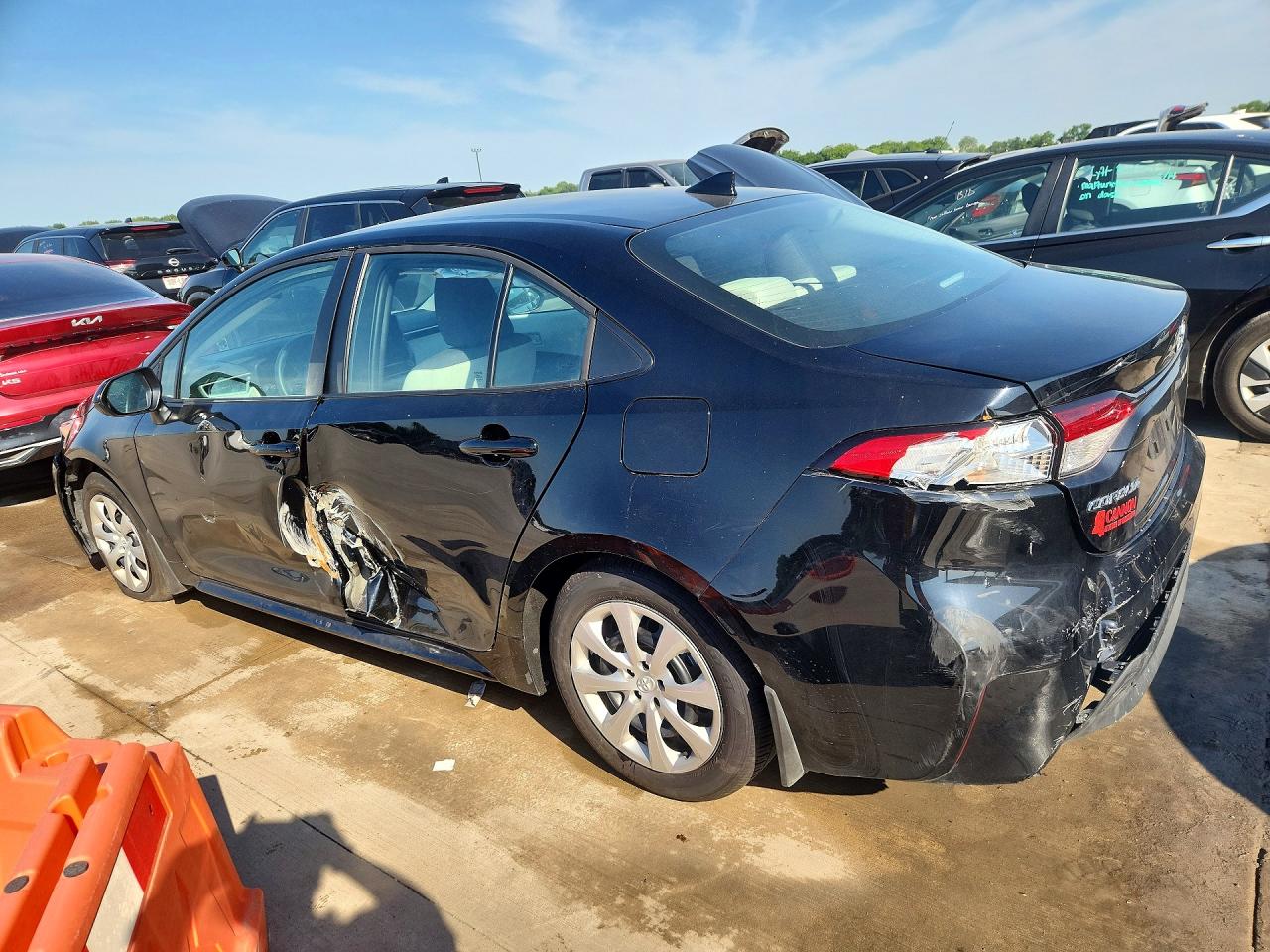 2026 TOYOTA COROLLA LE — снимка 2