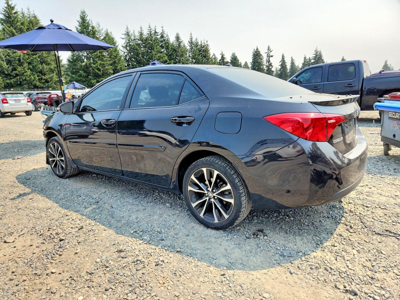 2017 TOYOTA COROLLA XSE — снимка 2