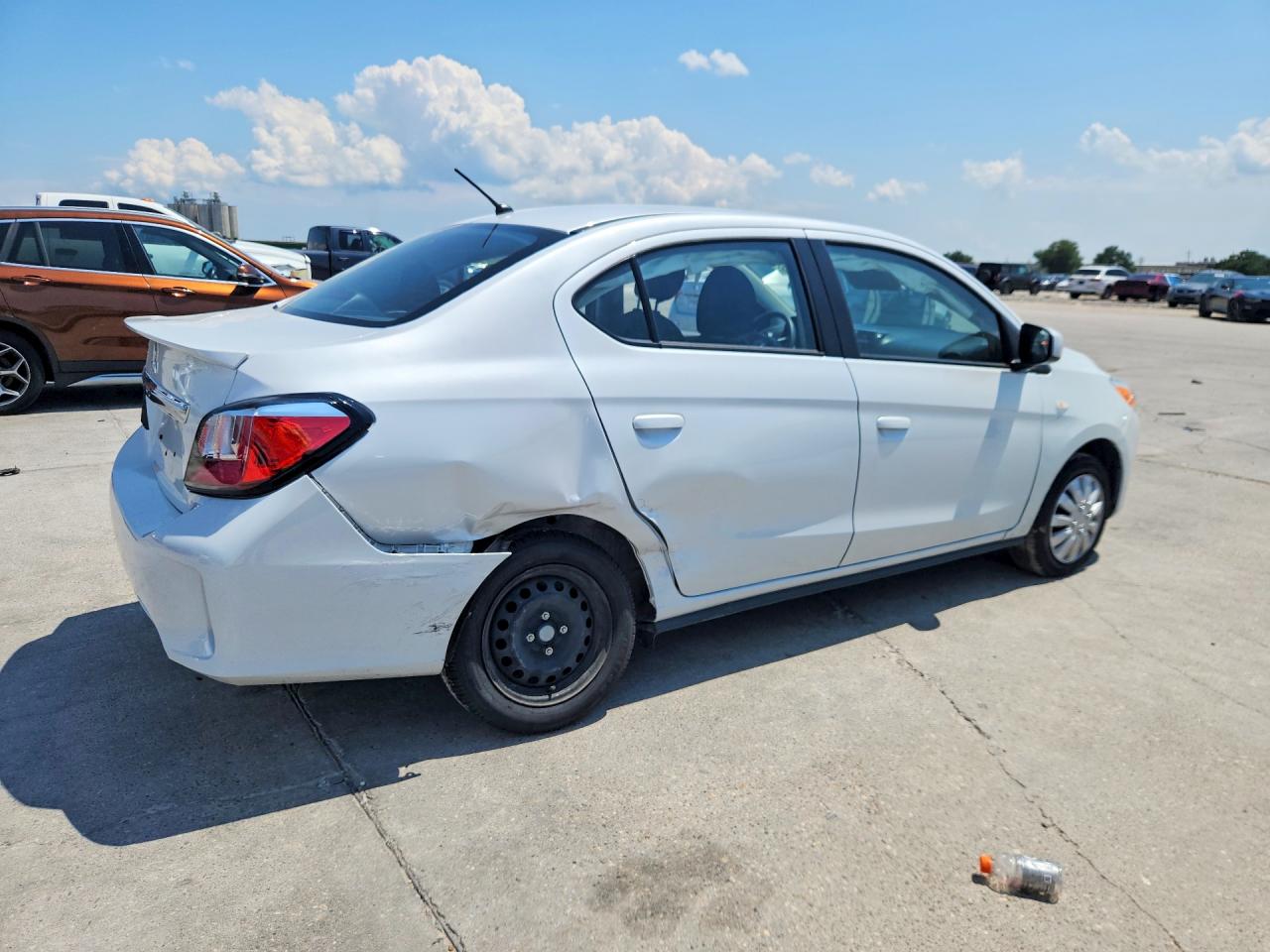2024 MITSUBISHI MIRAGE G4 ES — снимка 3
