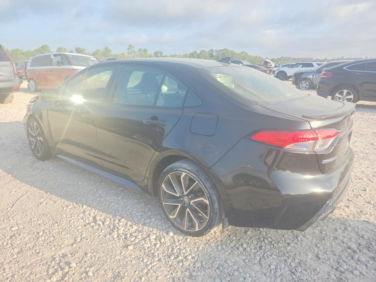 2021 TOYOTA COROLLA SE — снимка 2