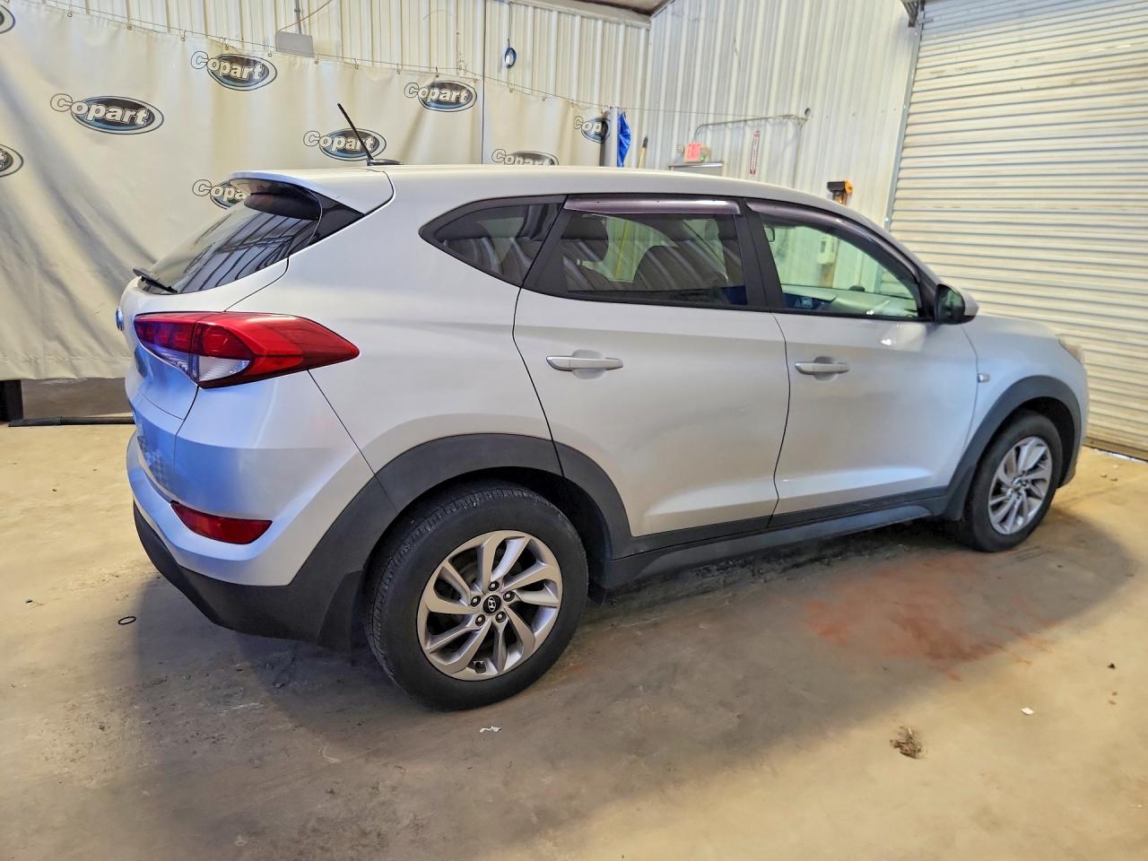 2016 HYUNDAI TUCSON SE — снимка 3