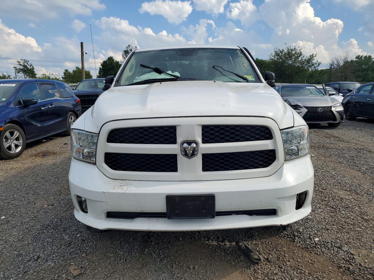 2017 RAM 1500 ST — снимка 5