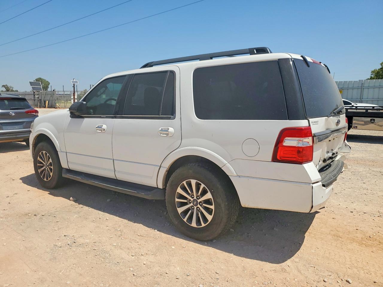 2017 FORD EXPEDITION XLT — снимка 2