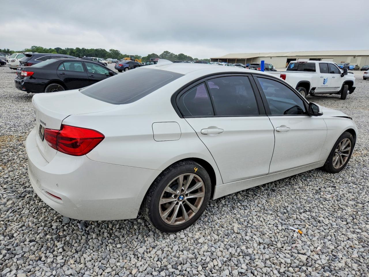 2016 BMW 320 I — снимка 3