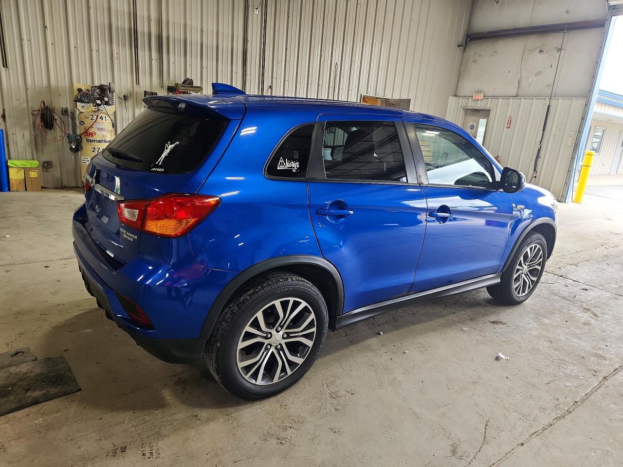 2019 MITSUBISHI OUTLANDER SPORT ES — снимка 3
