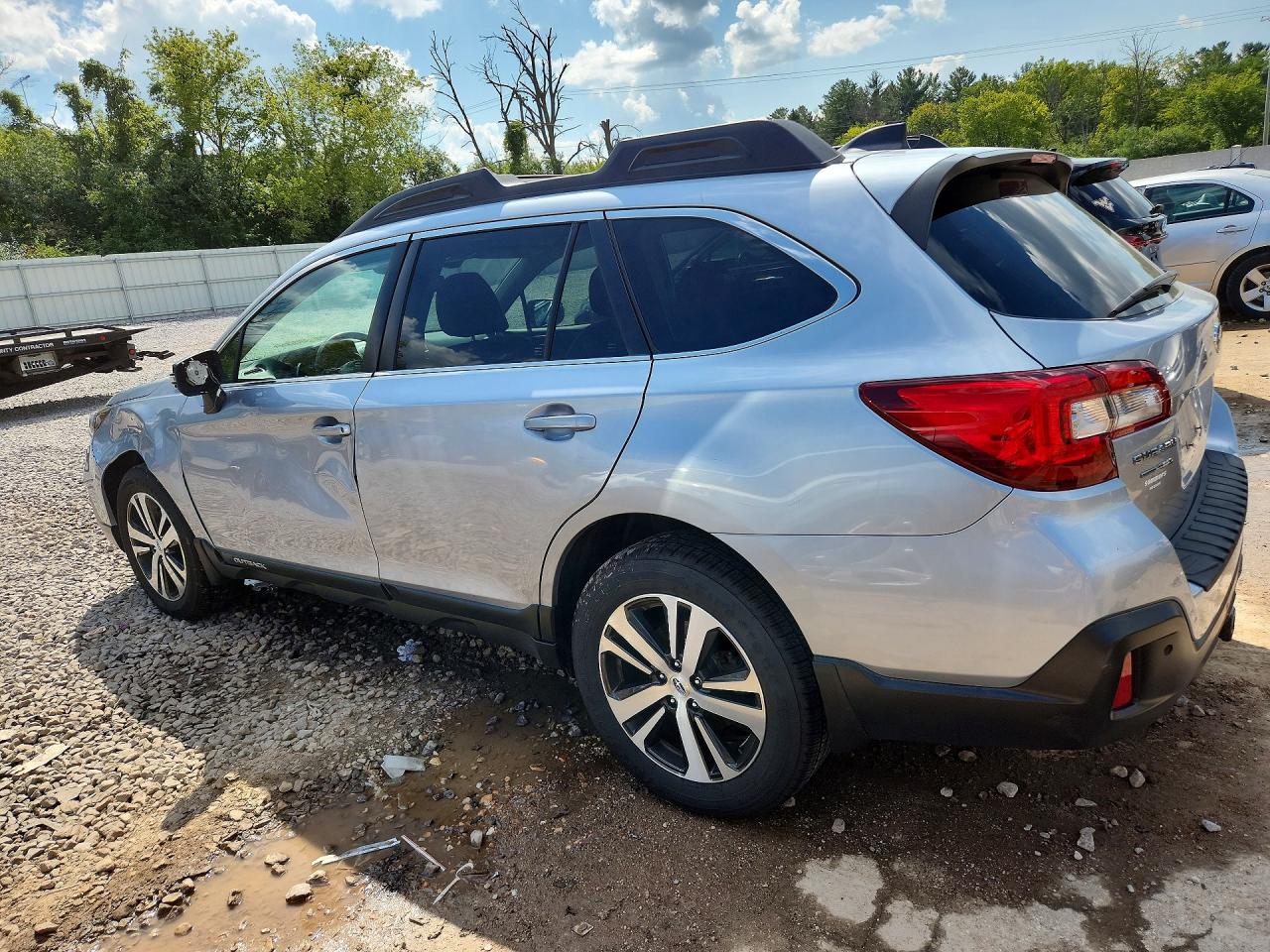 2018 SUBARU OUTBACK 2.5I LIMITED — снимка 2