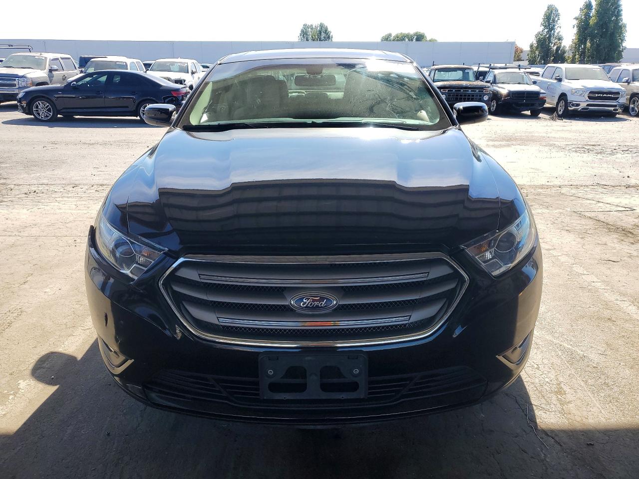 2017 FORD TAURUS SEL — снимка 5