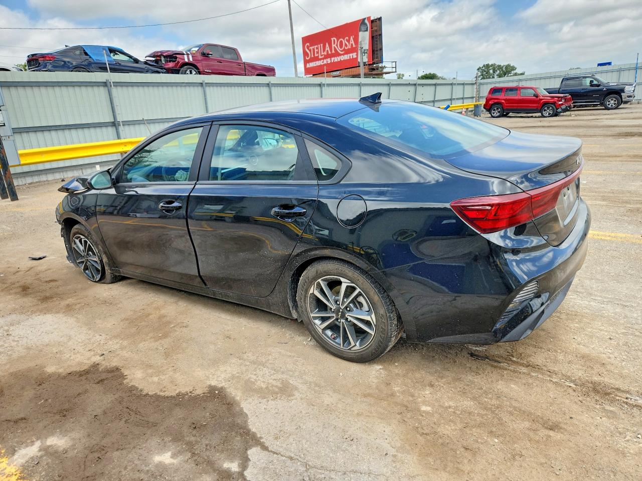 2024 KIA FORTE LXS — снимка 2