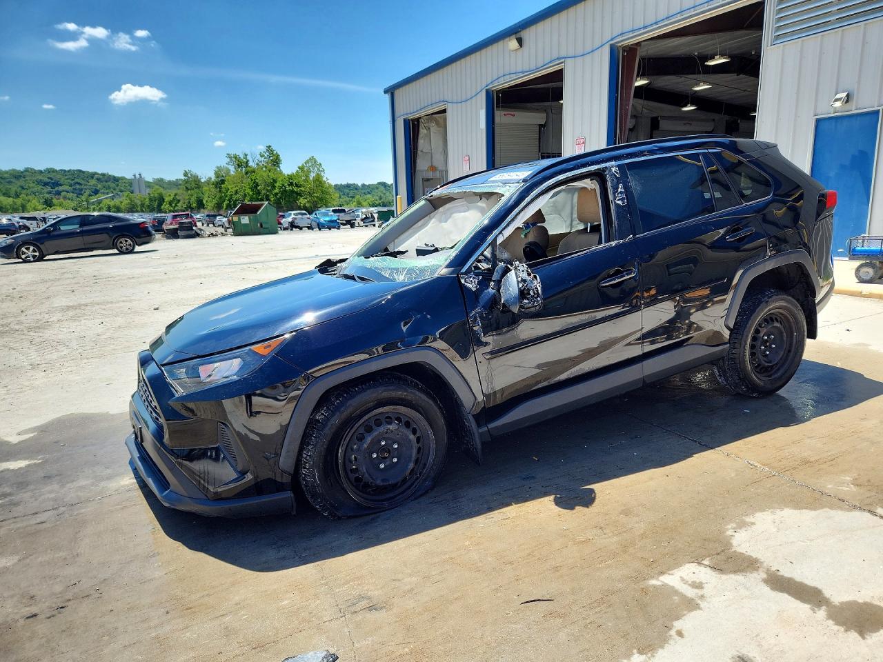 2020 TOYOTA RAV4 LE