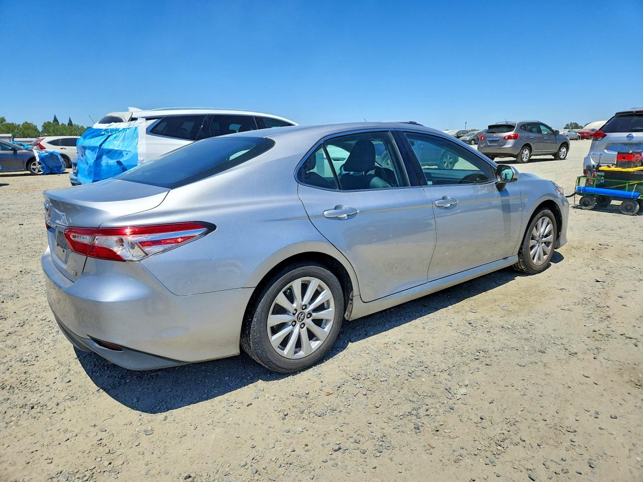 2018 TOYOTA CAMRY LE — снимка 3
