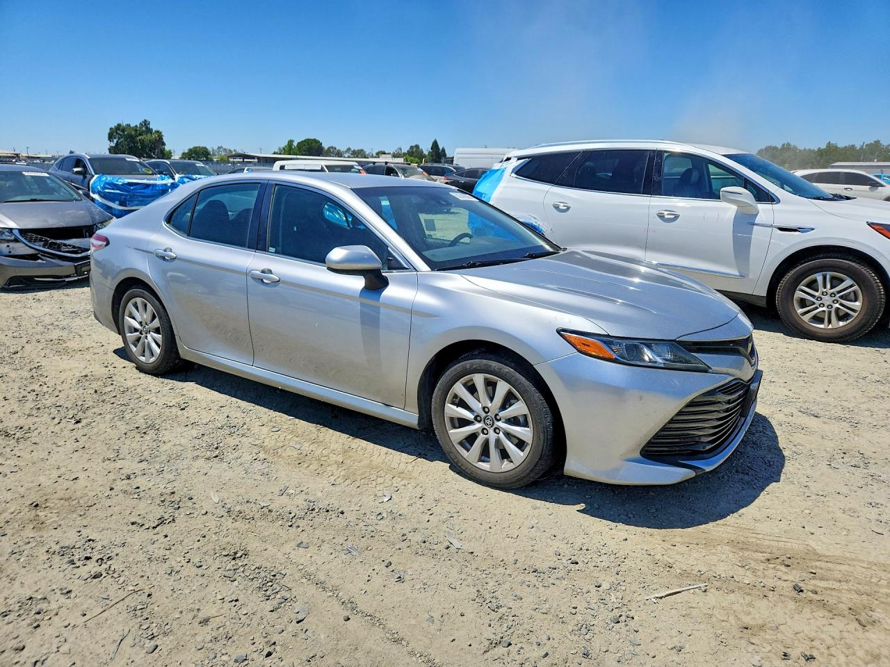 2018 TOYOTA CAMRY LE — снимка 4