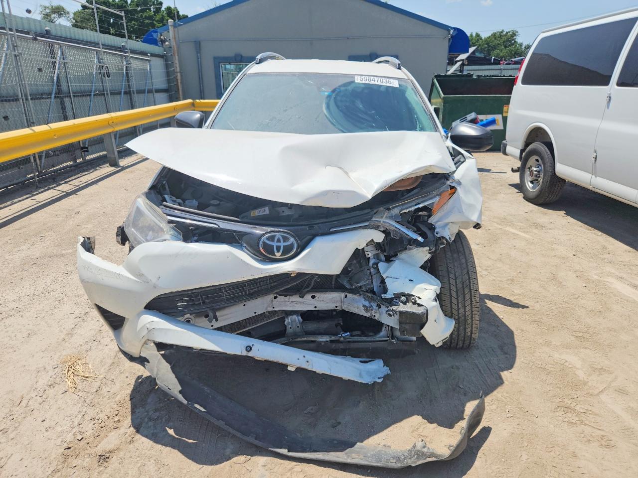 2017 TOYOTA RAV4 LE — снимка 5