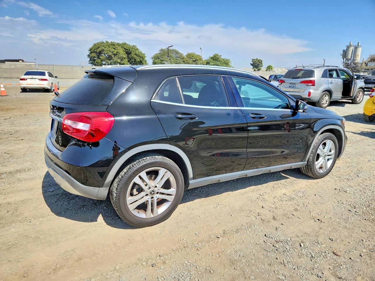 2018 MERCEDES-BENZ GLA 250 4MATIC — снимка 3