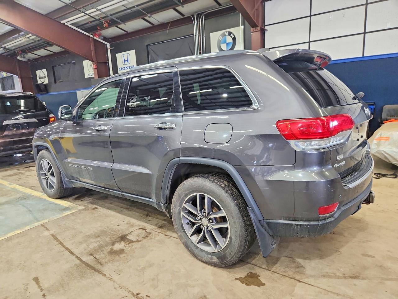 2017 JEEP GRAND CHEROKEE LIMITED — снимка 2