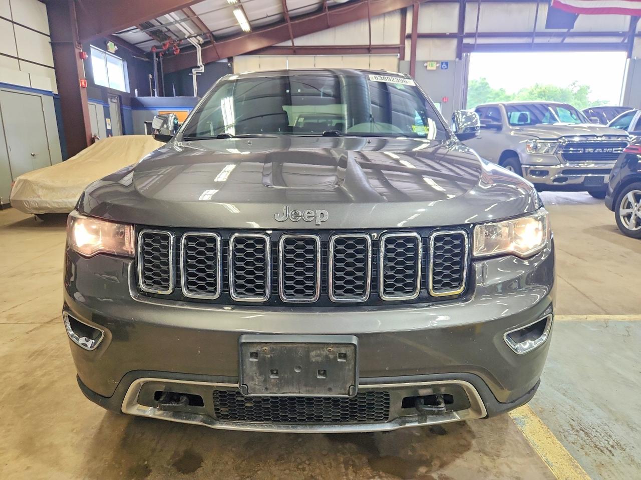 2017 JEEP GRAND CHEROKEE LIMITED — снимка 5
