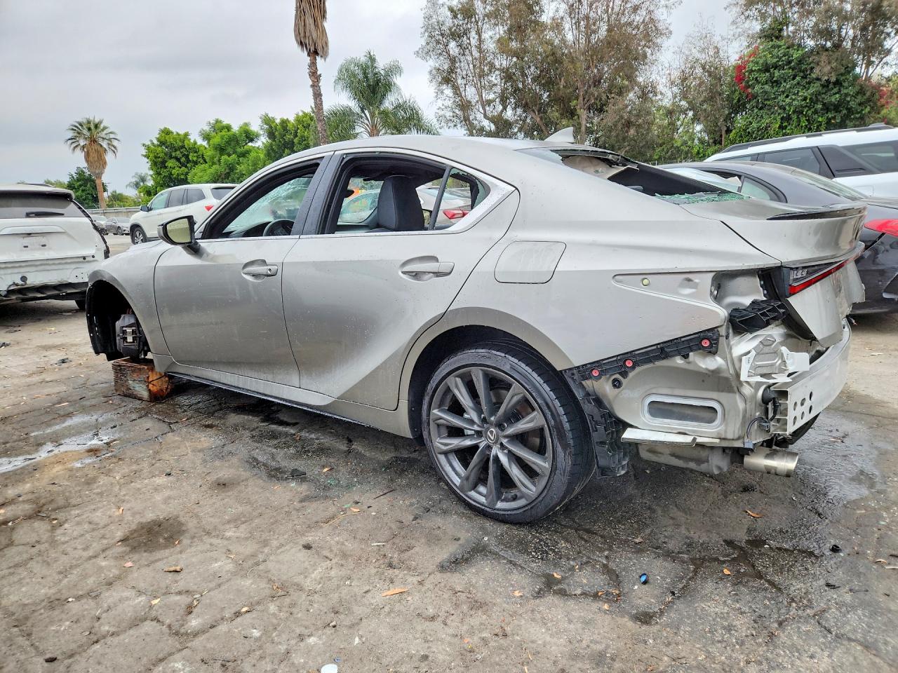 2023 LEXUS IS 350 F SPORT — снимка 2
