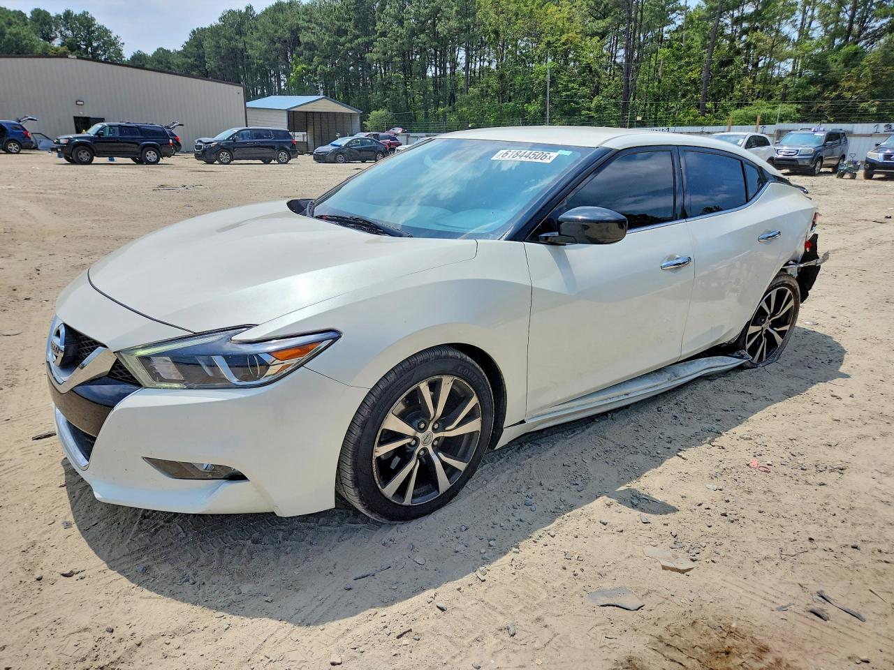 2016 NISSAN MAXIMA