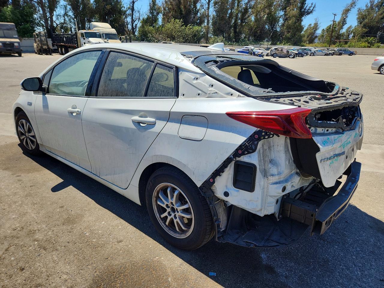 2017 TOYOTA PRIUS PRIME PREMIUM — снимка 2
