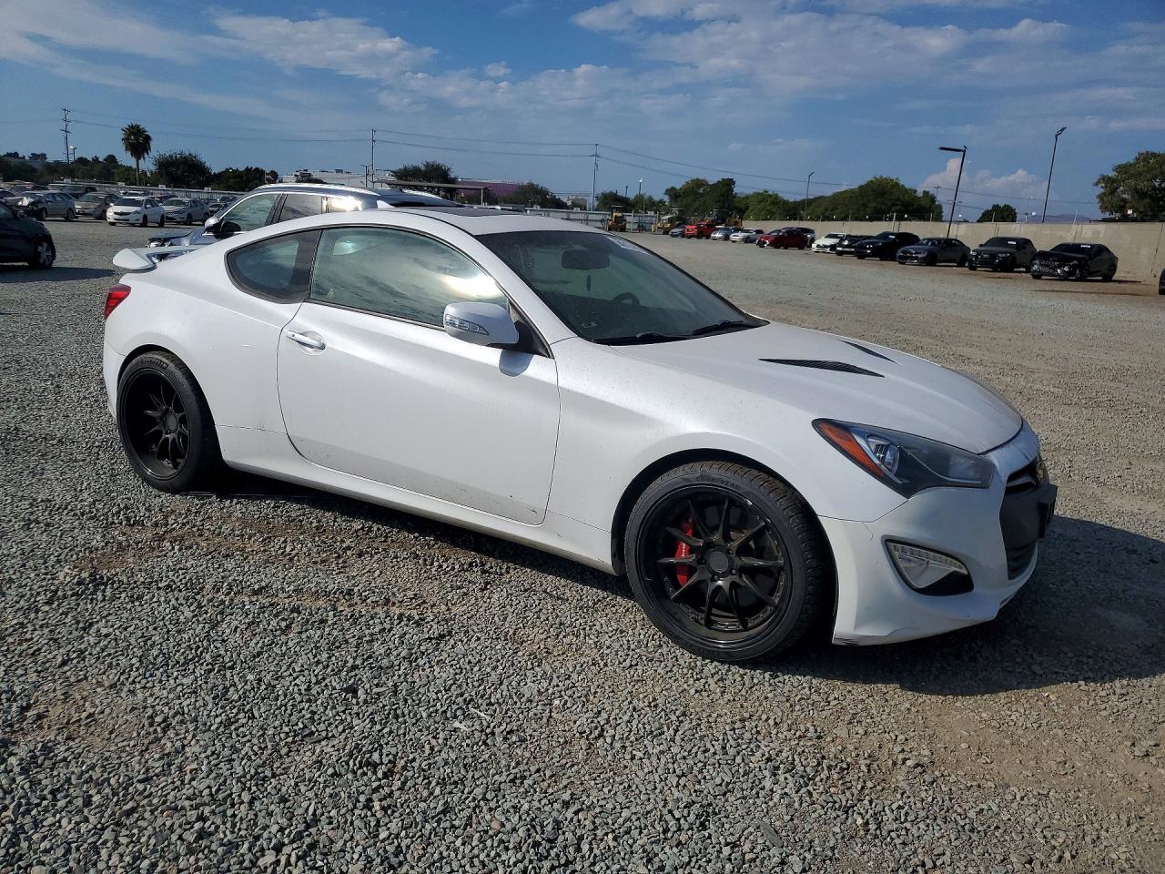 2016 HYUNDAI GENESIS COUPE 3.8 ULTIMATE — снимка 4