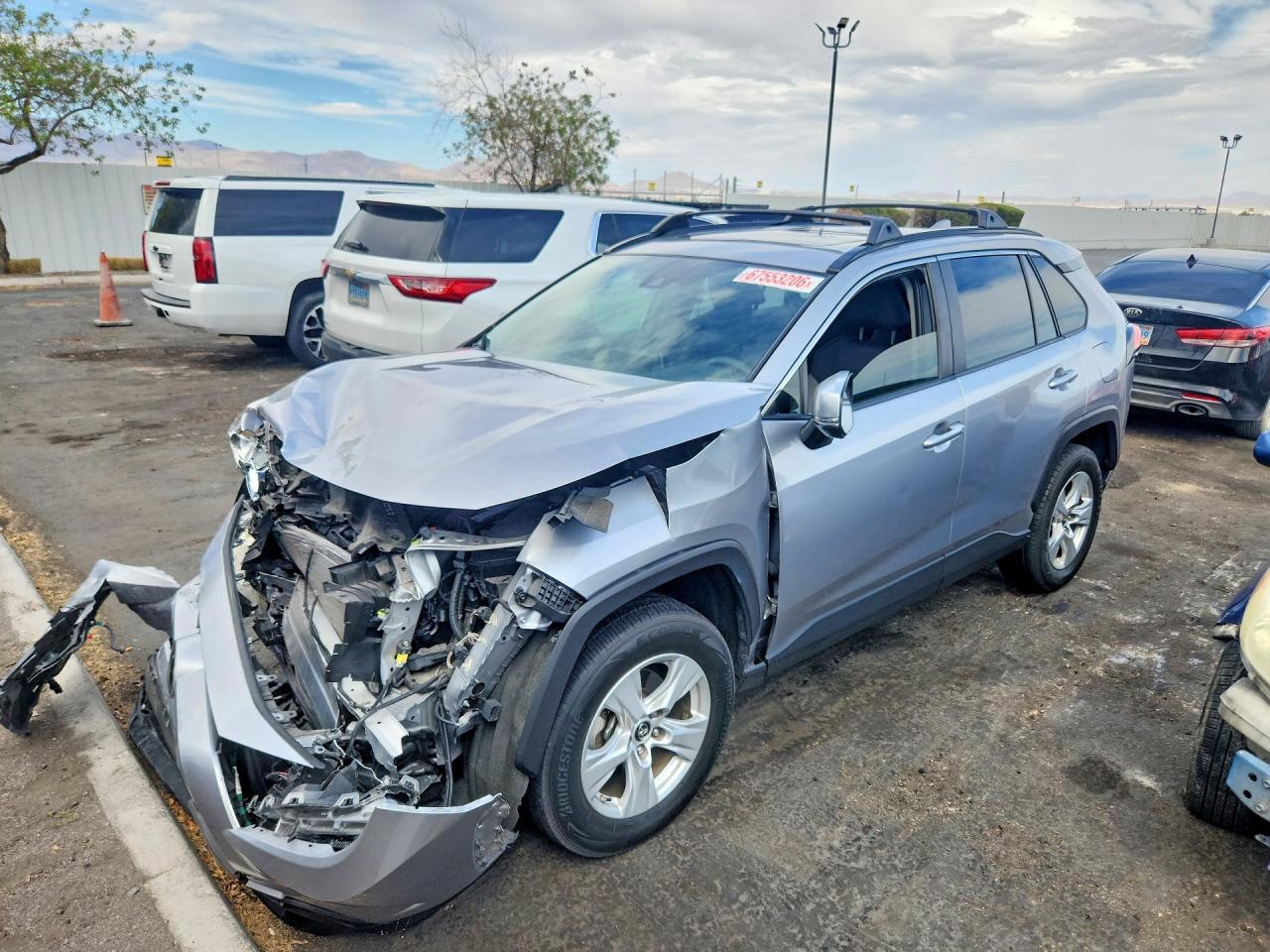2019 TOYOTA RAV4 XLE