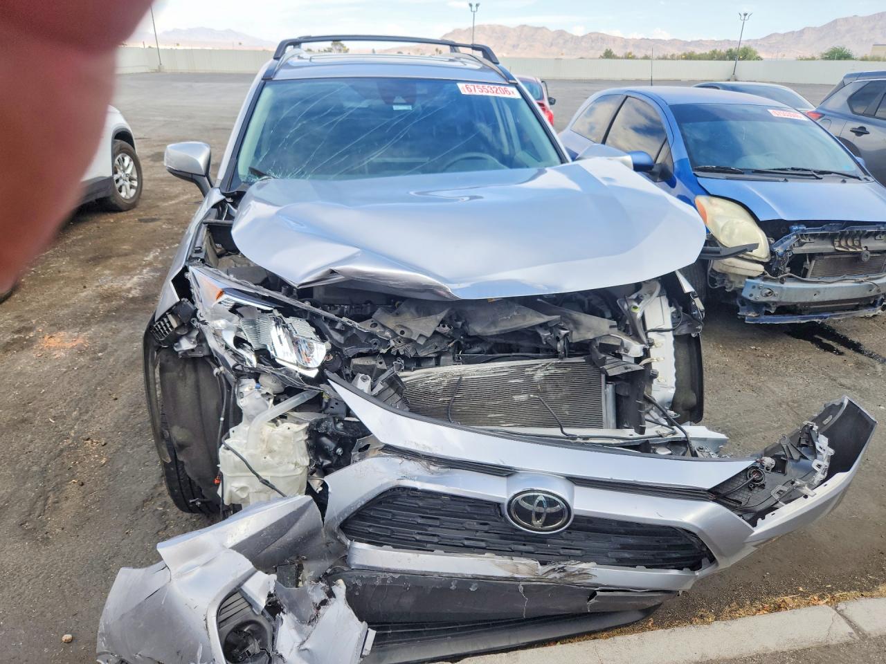 2019 TOYOTA RAV4 XLE — снимка 5