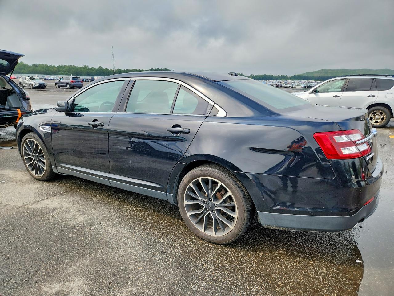 2018 FORD TAURUS SEL — снимка 2