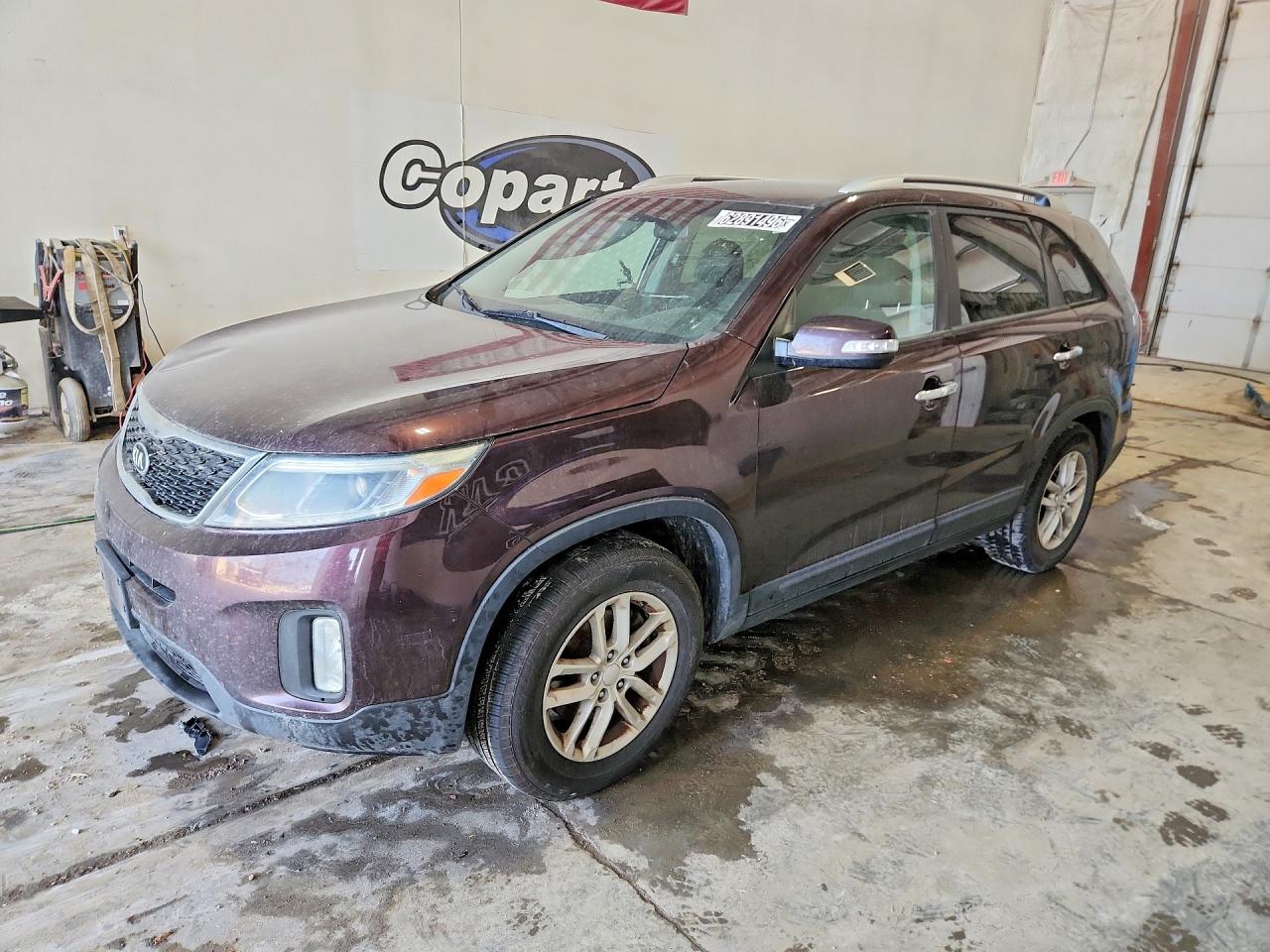 2015 KIA SORENTO LX